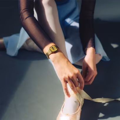 Reloj Casio mini collection dorado - Imagen 3