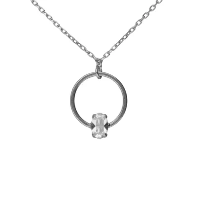 Collar corto Victoria Cruz oval y círculo Lieve con cristal blanco en Plata